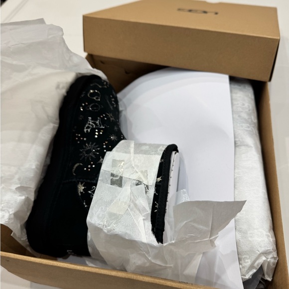 UGG Shoes - UGG Black Starry Night Boots sz 7